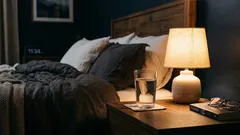 Trebate li piti vodu prije spavanja? Odgovor bi vas mogao iznenaditi.